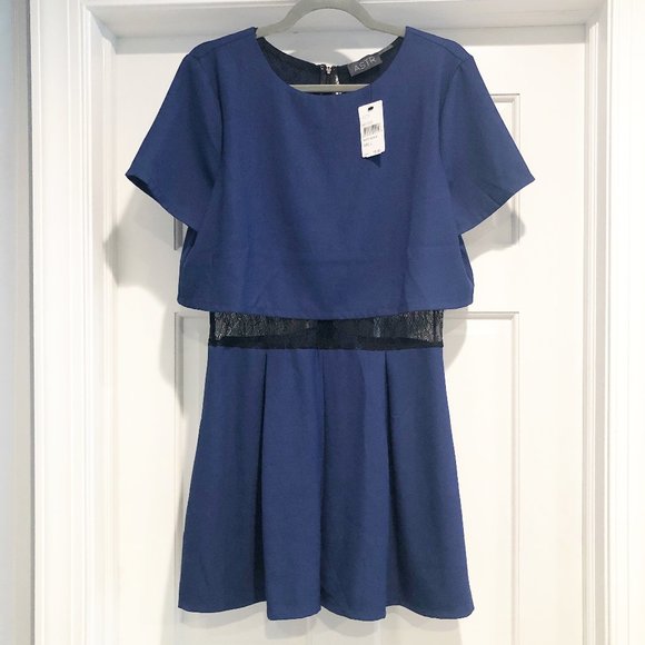 ASTR Black Lace Midriff Inset Stretch Romper Navy Blue L NWT - Picture 2 of 12